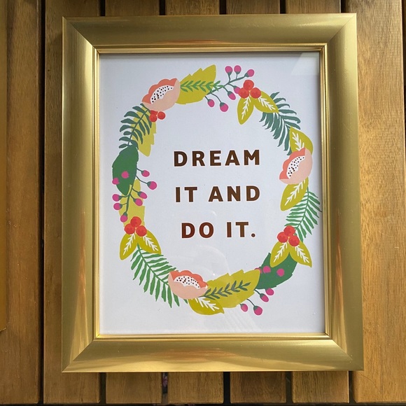 🖼 8x10 Art Poster in Gold Frame - Picture 3 of 6